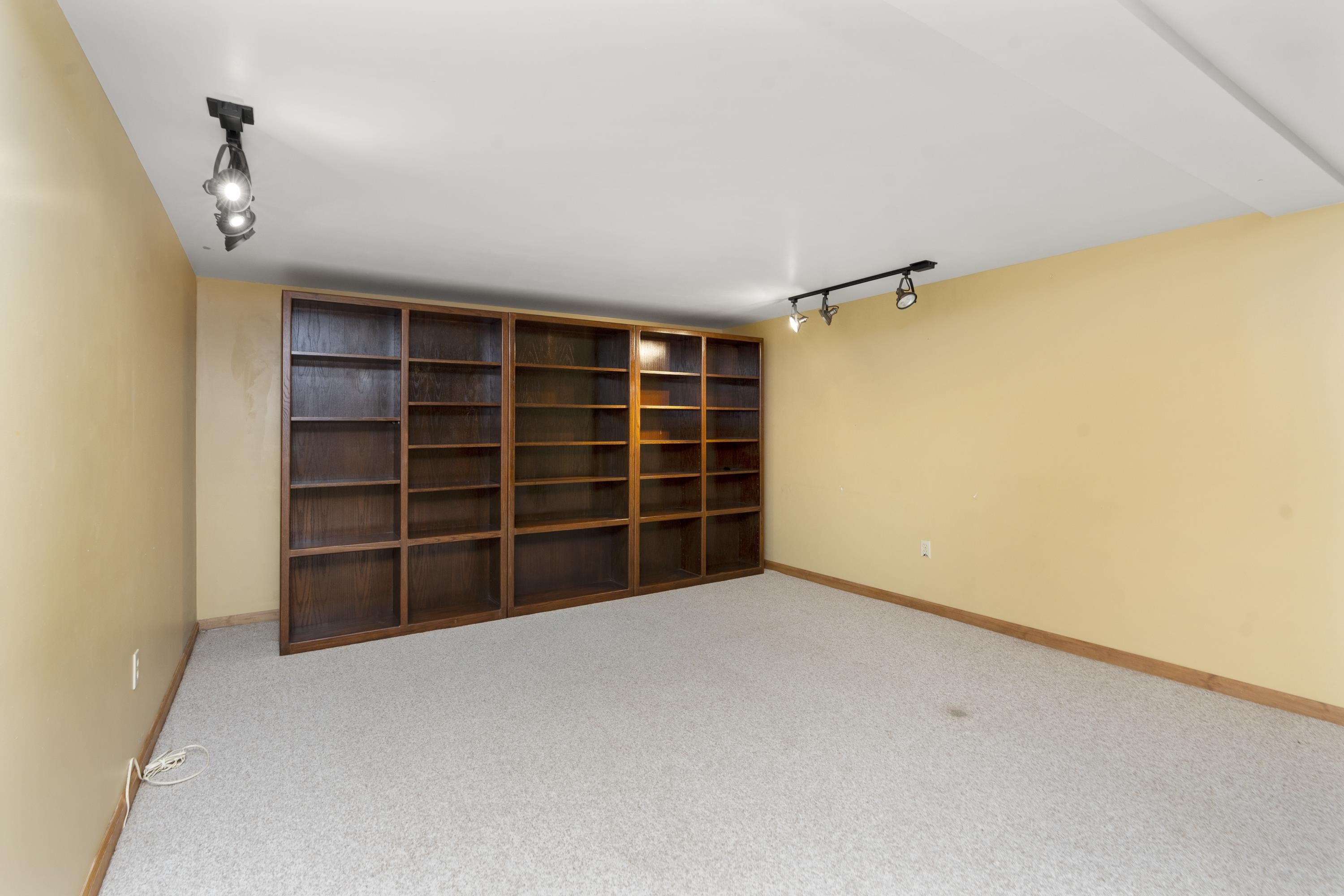 311 MILL LANE RD