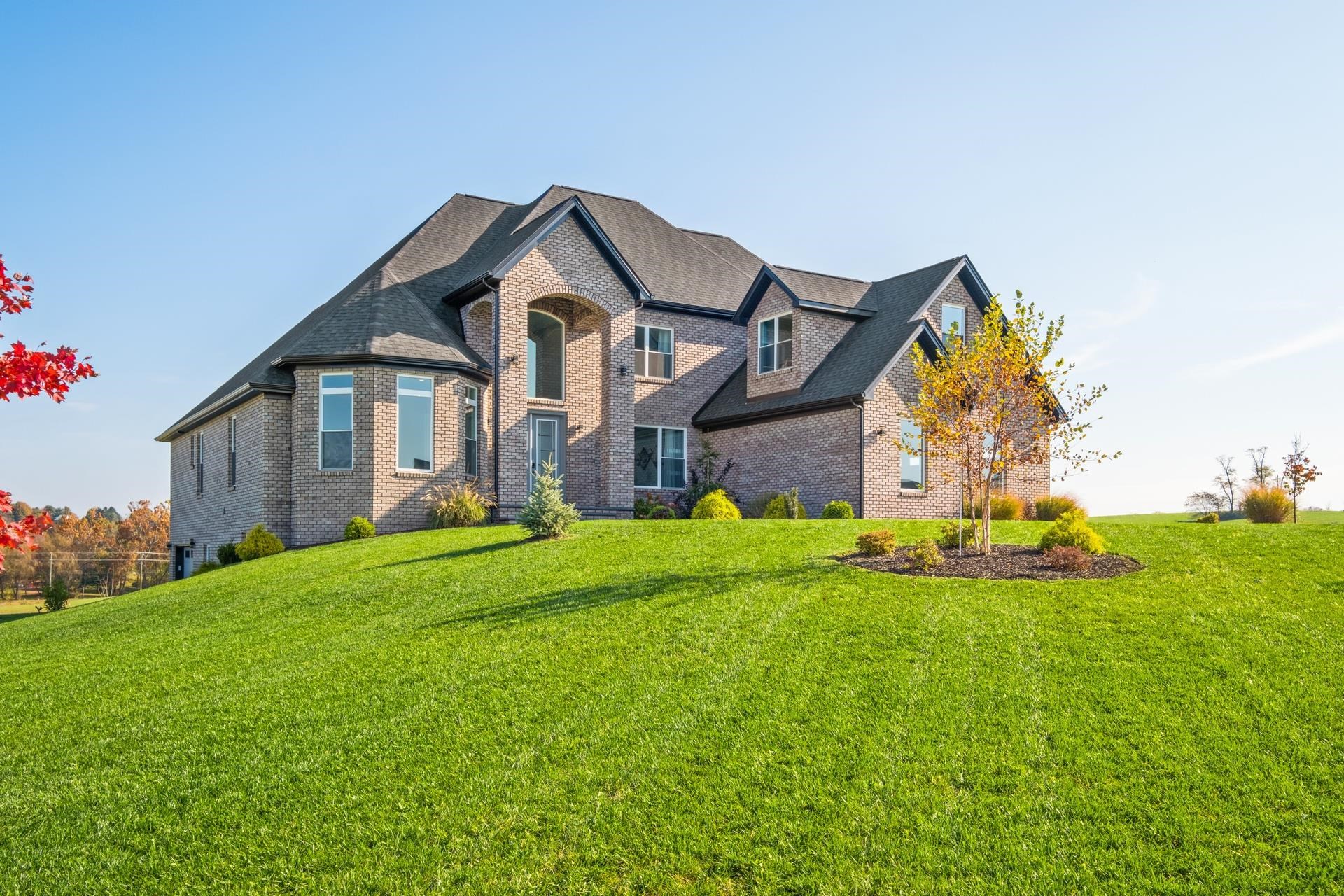 2640 HUNTINGTON SPRINGS DR