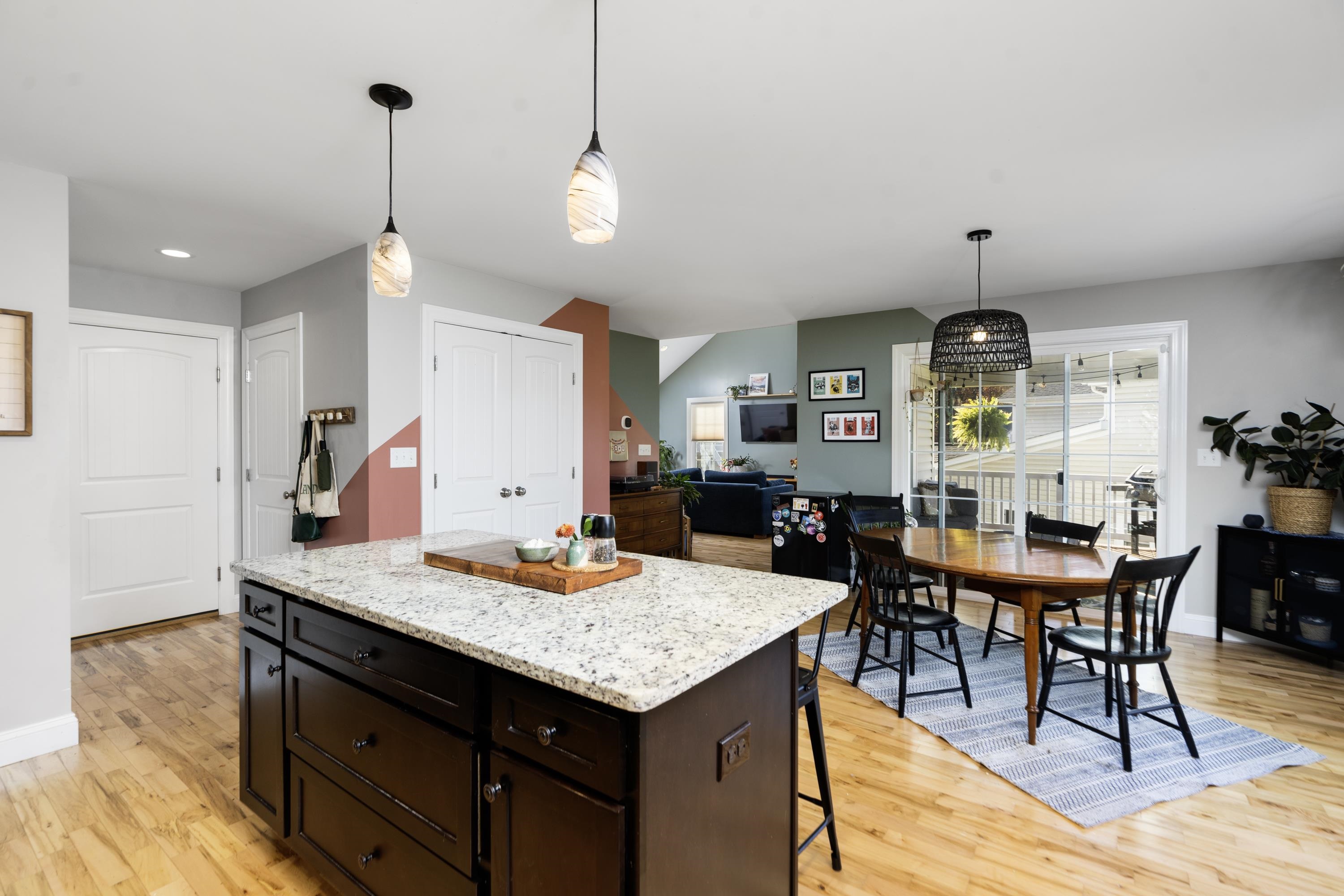 206 BELL CREEK DR