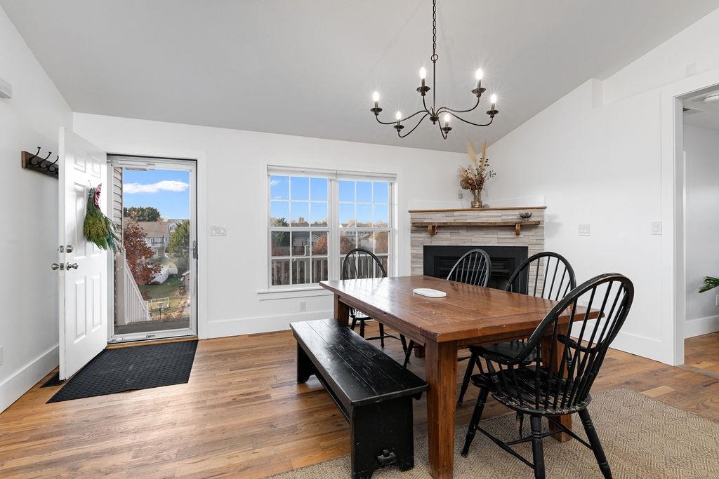 135 FALCON LN