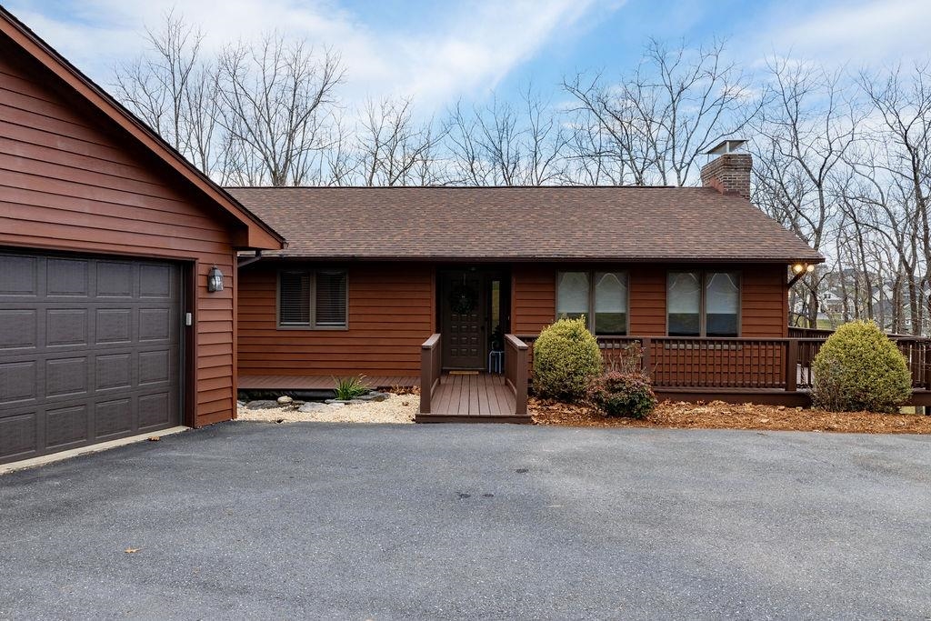 315 LADD RD