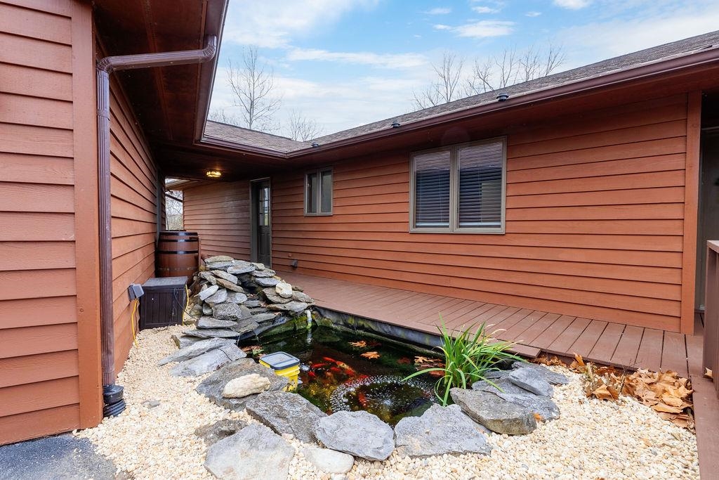 315 LADD RD