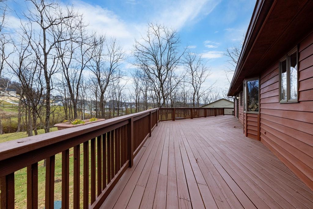 315 LADD RD