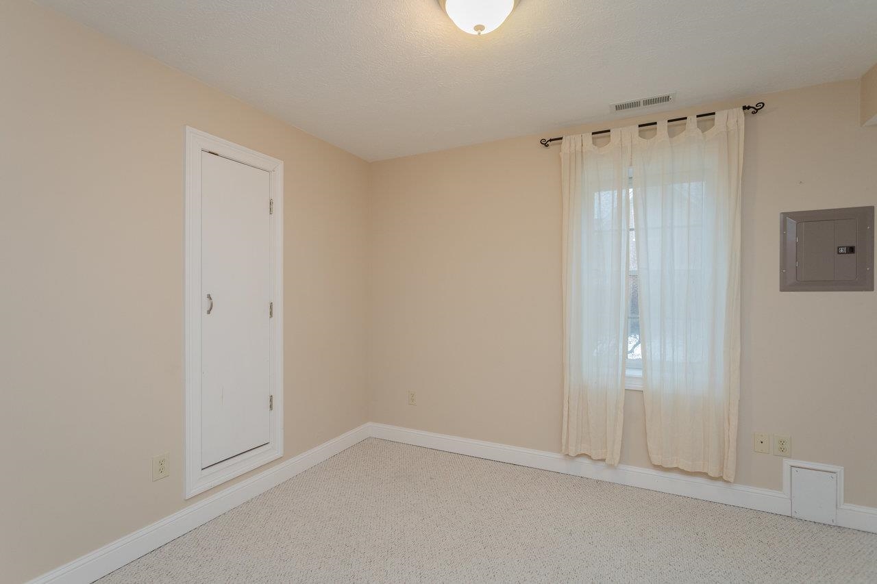 305 CONFEDERACY DR