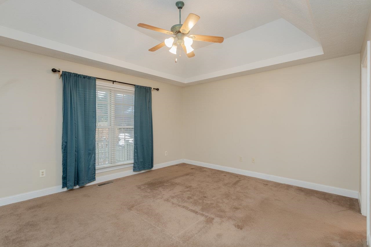 305 CONFEDERACY DR