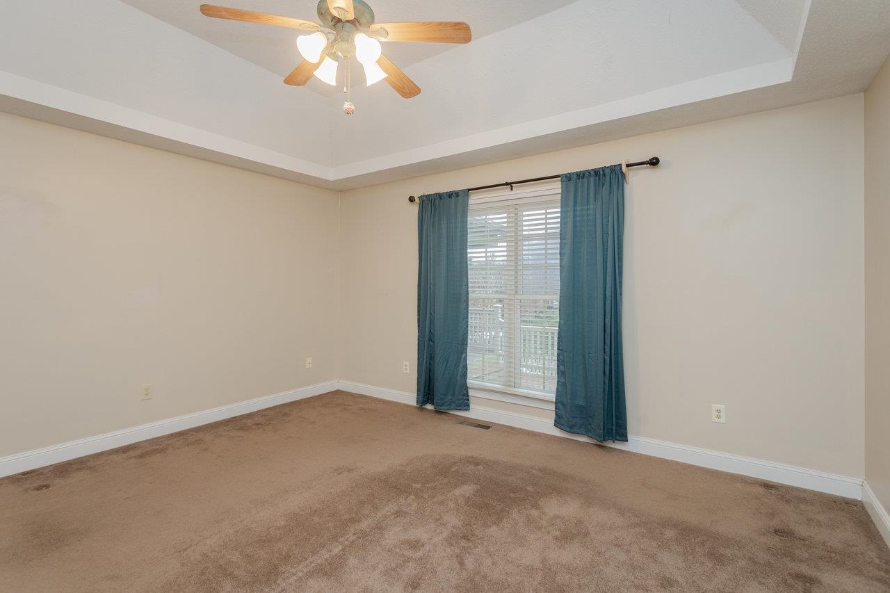 305 CONFEDERACY DR