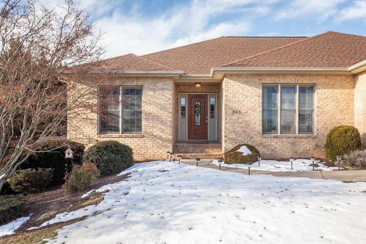 305 CONFEDERACY DR