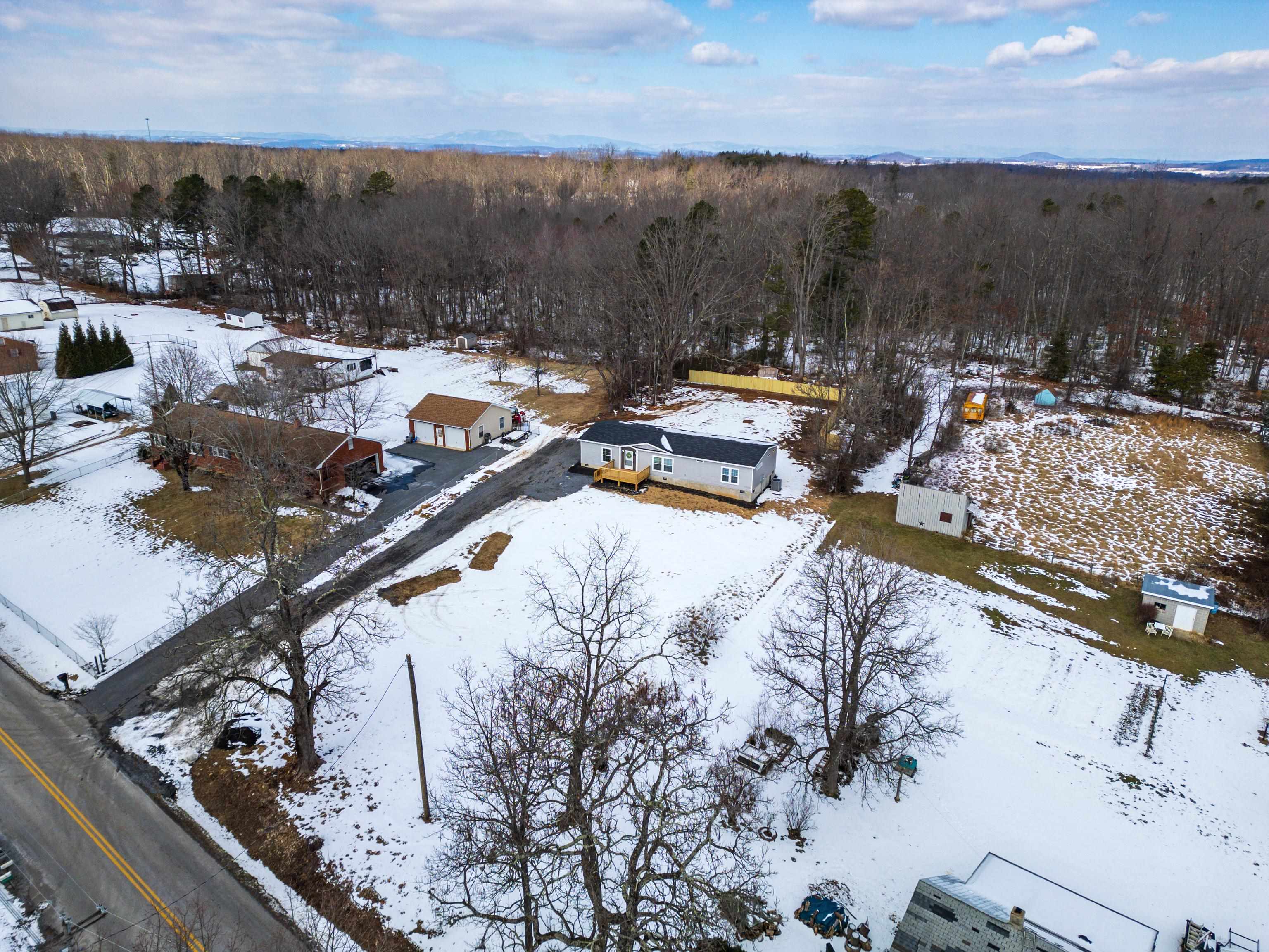 1892 HOWARDSVILLE TPKE