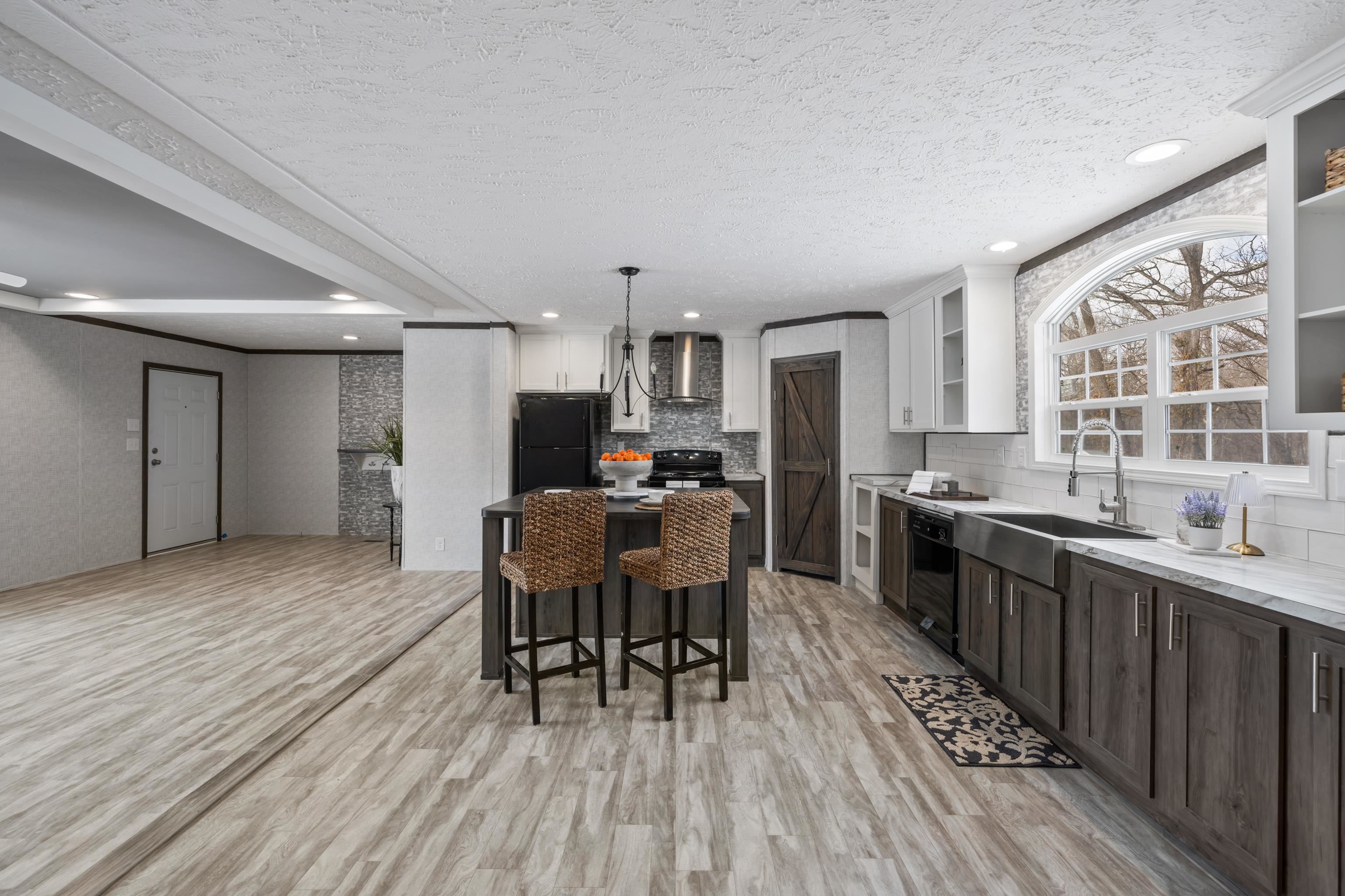 1892 HOWARDSVILLE TPKE