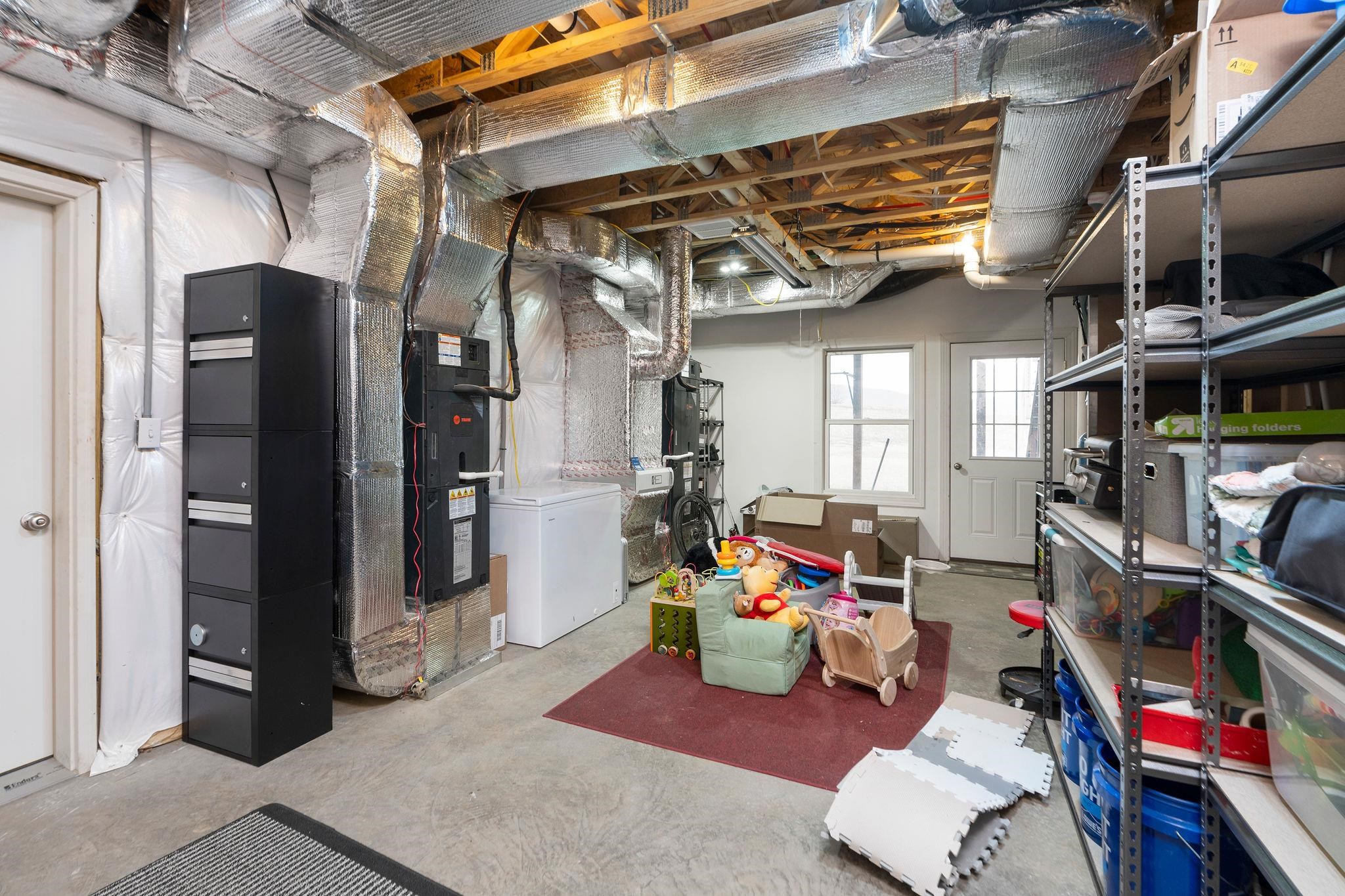 77 MADISON CAVE LN