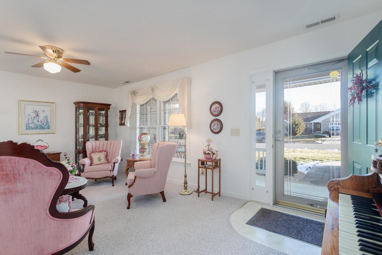 3195 NUTMEG CT