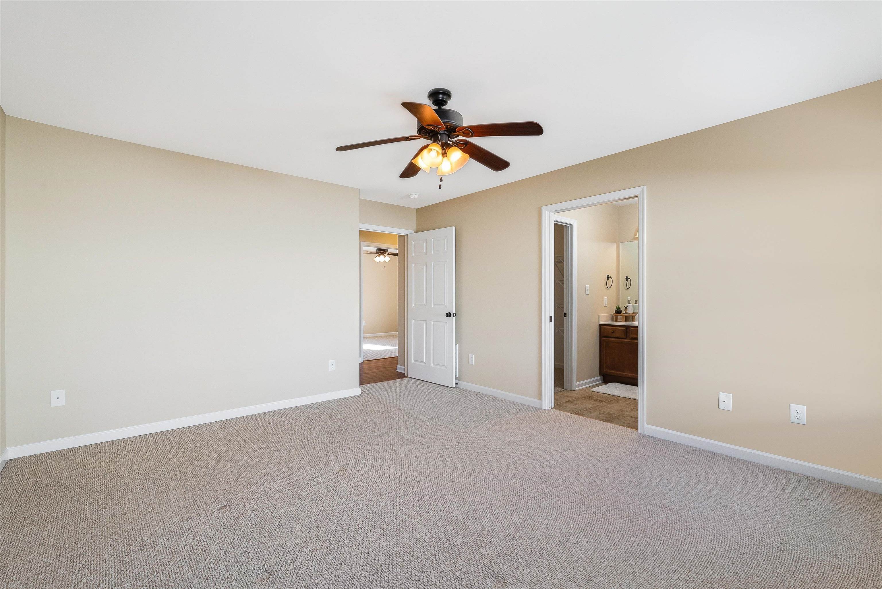 7 HULL HILLS LN