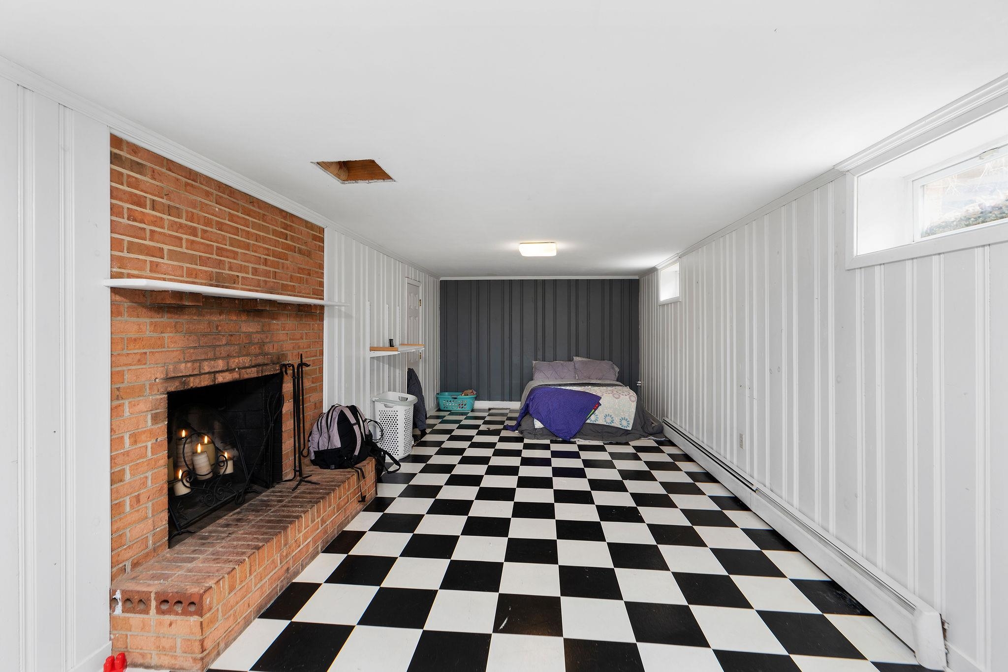 2208 DAVIS RD