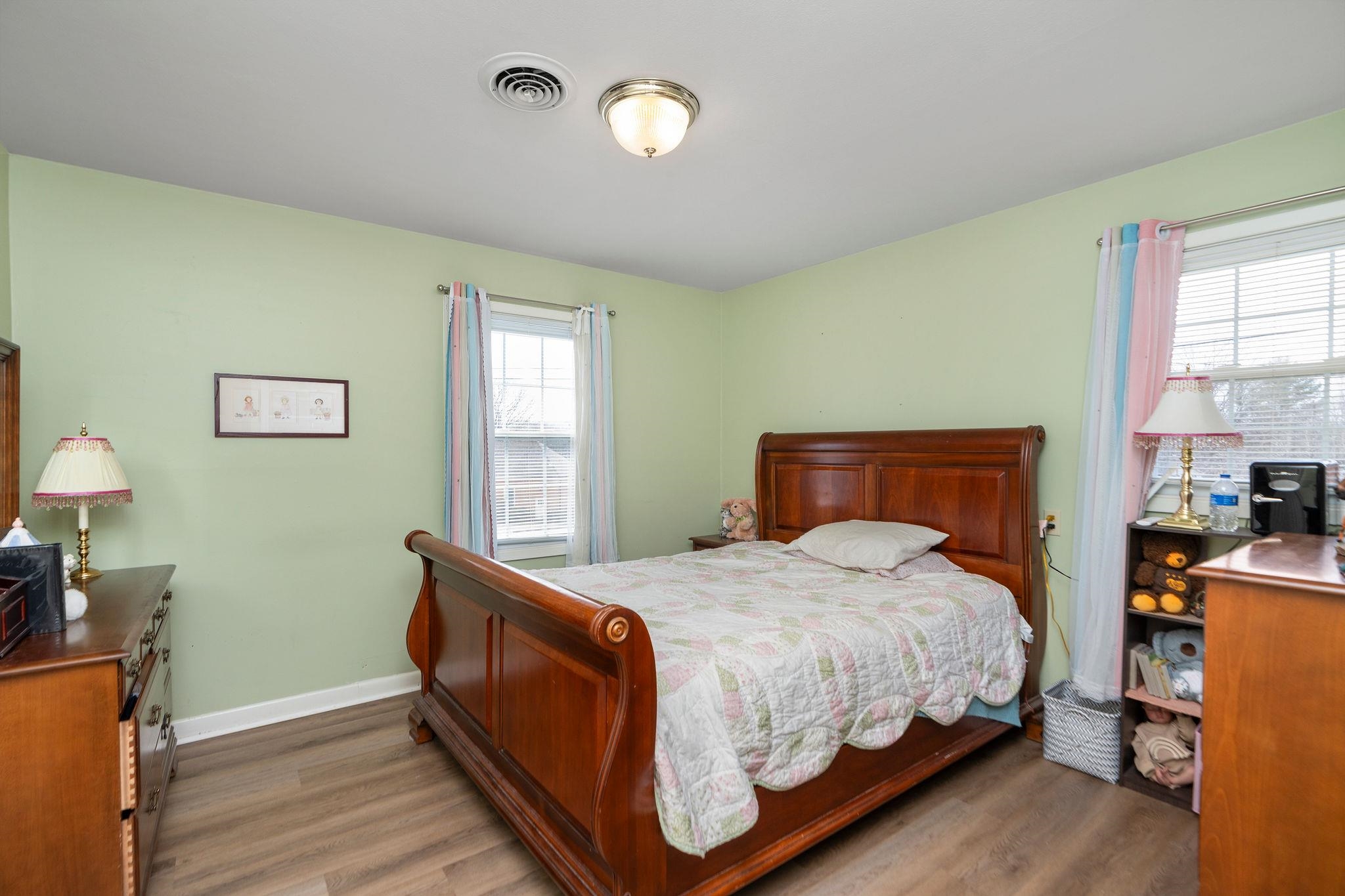 2208 DAVIS RD