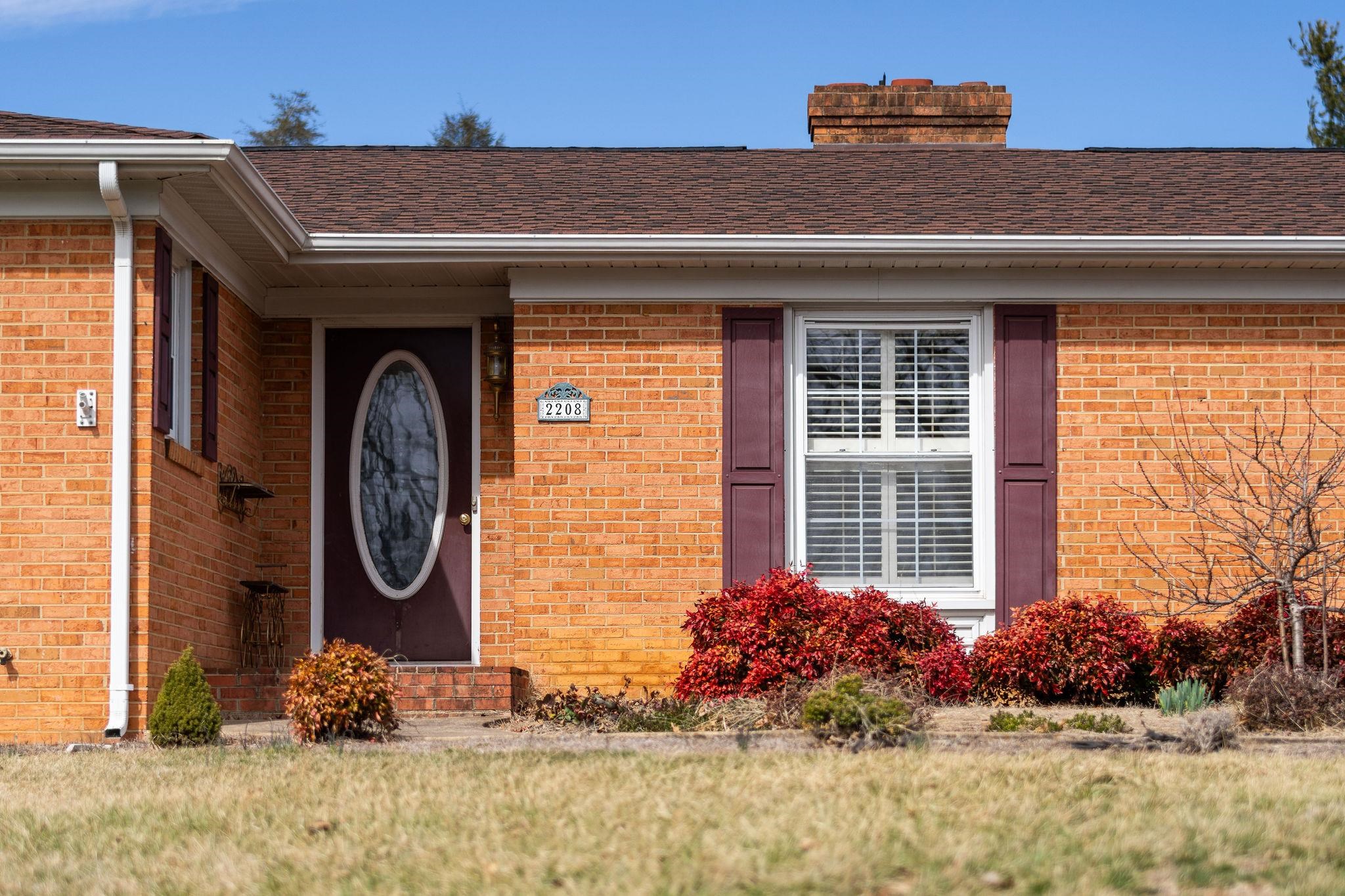 2208 DAVIS RD