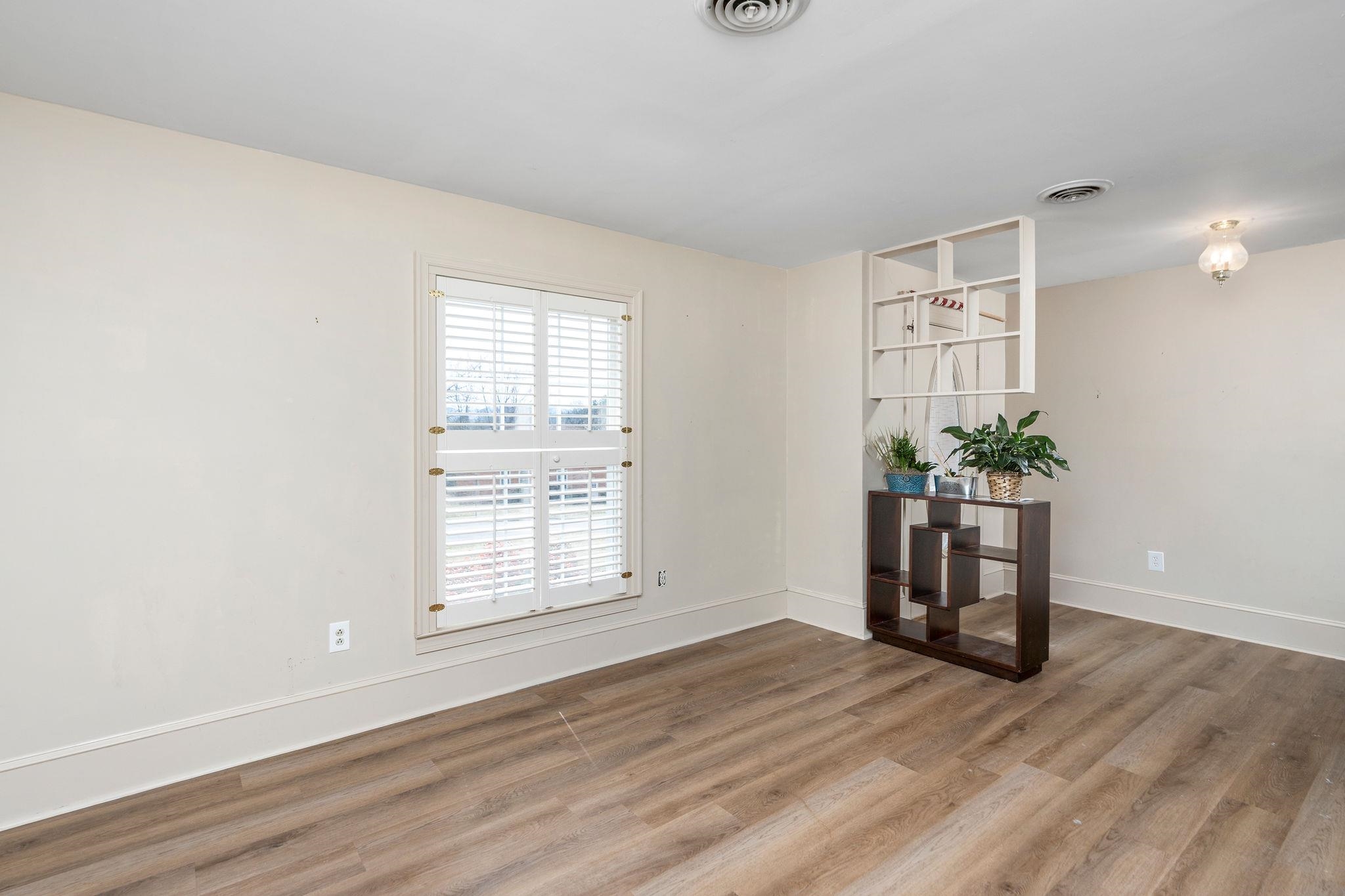2208 DAVIS RD