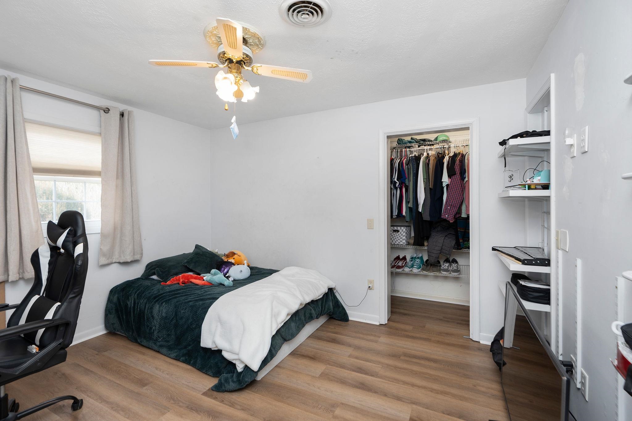 2208 DAVIS RD