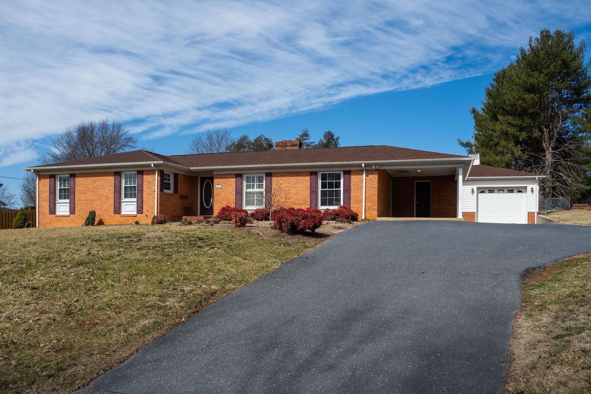 2208 DAVIS RD