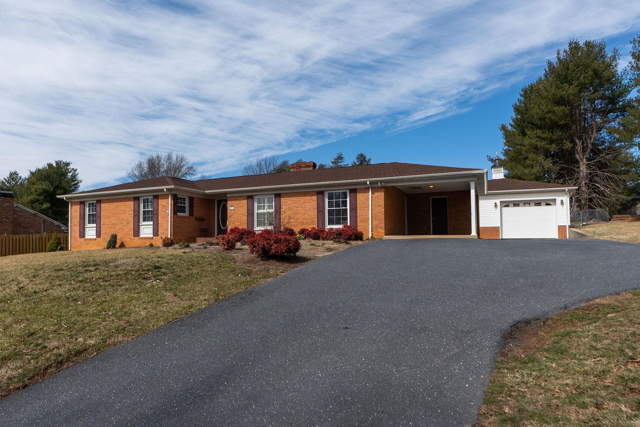2208 DAVIS RD