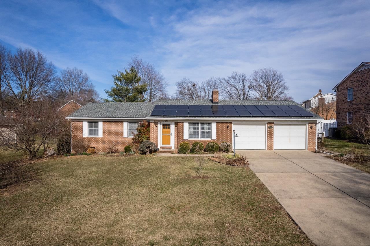3636 NUTMEG CT