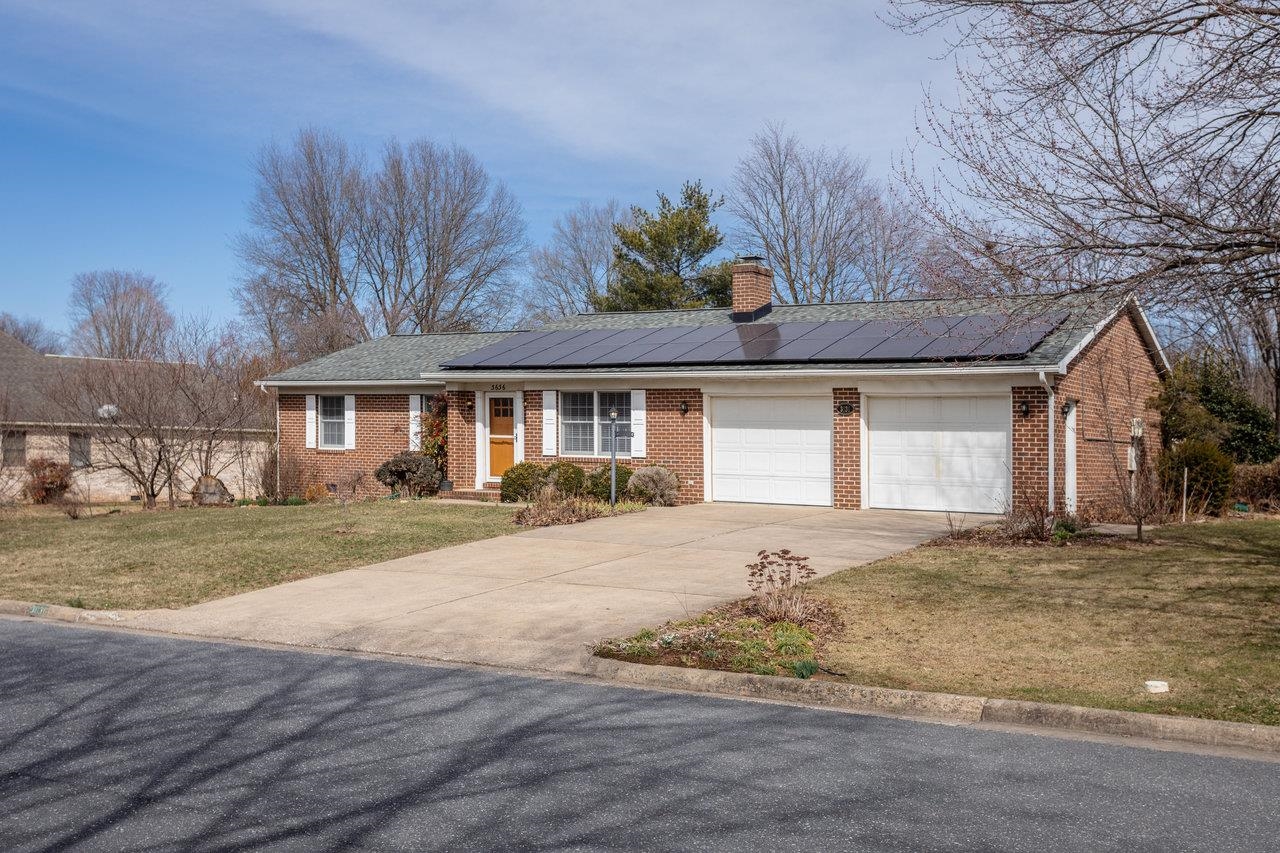 3636 NUTMEG CT