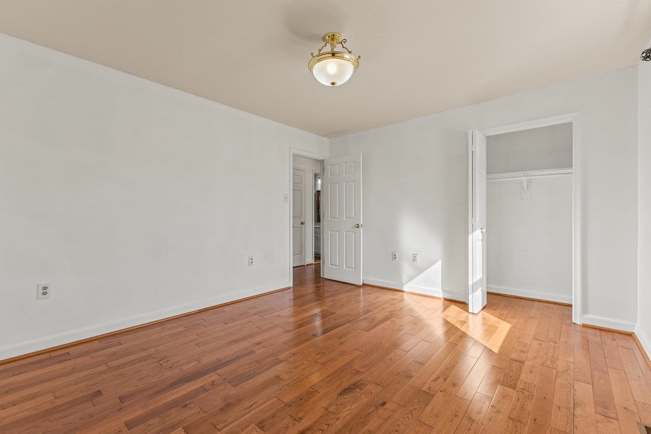 12323 RED CEDAR LN