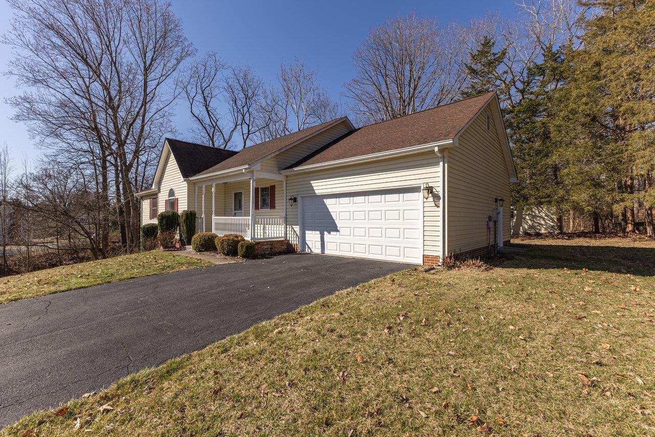 12323 RED CEDAR LN