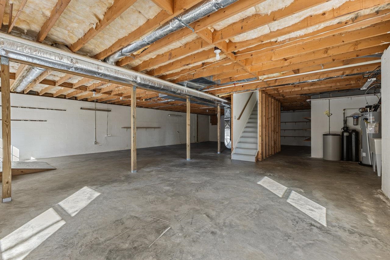 12323 RED CEDAR LN