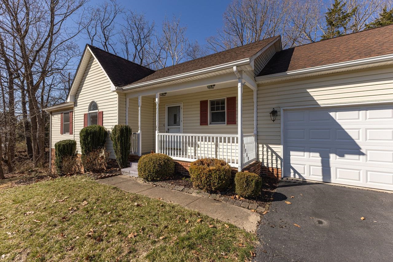 12323 RED CEDAR LN