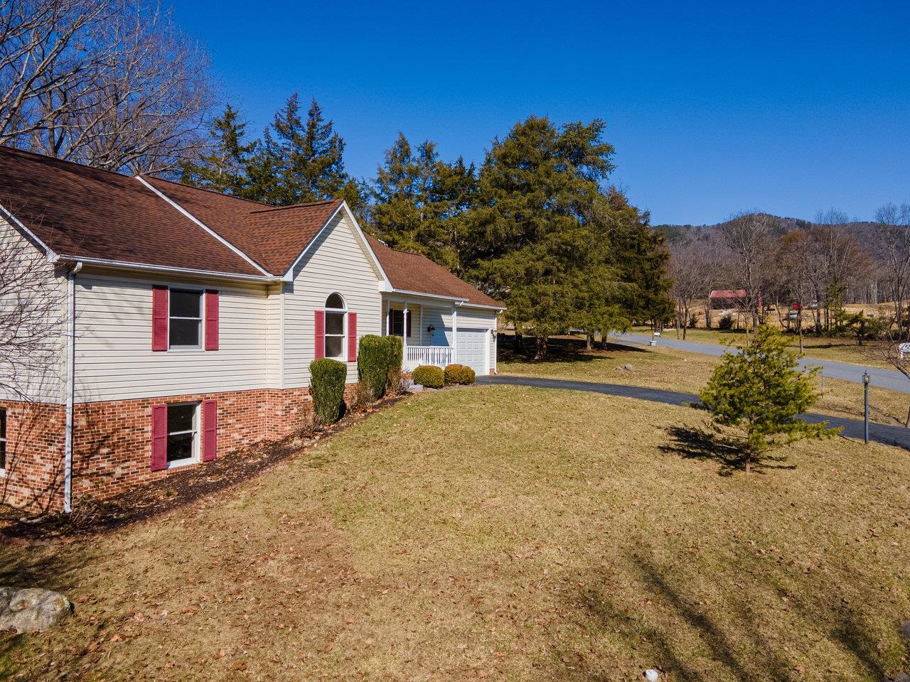 12323 RED CEDAR LN