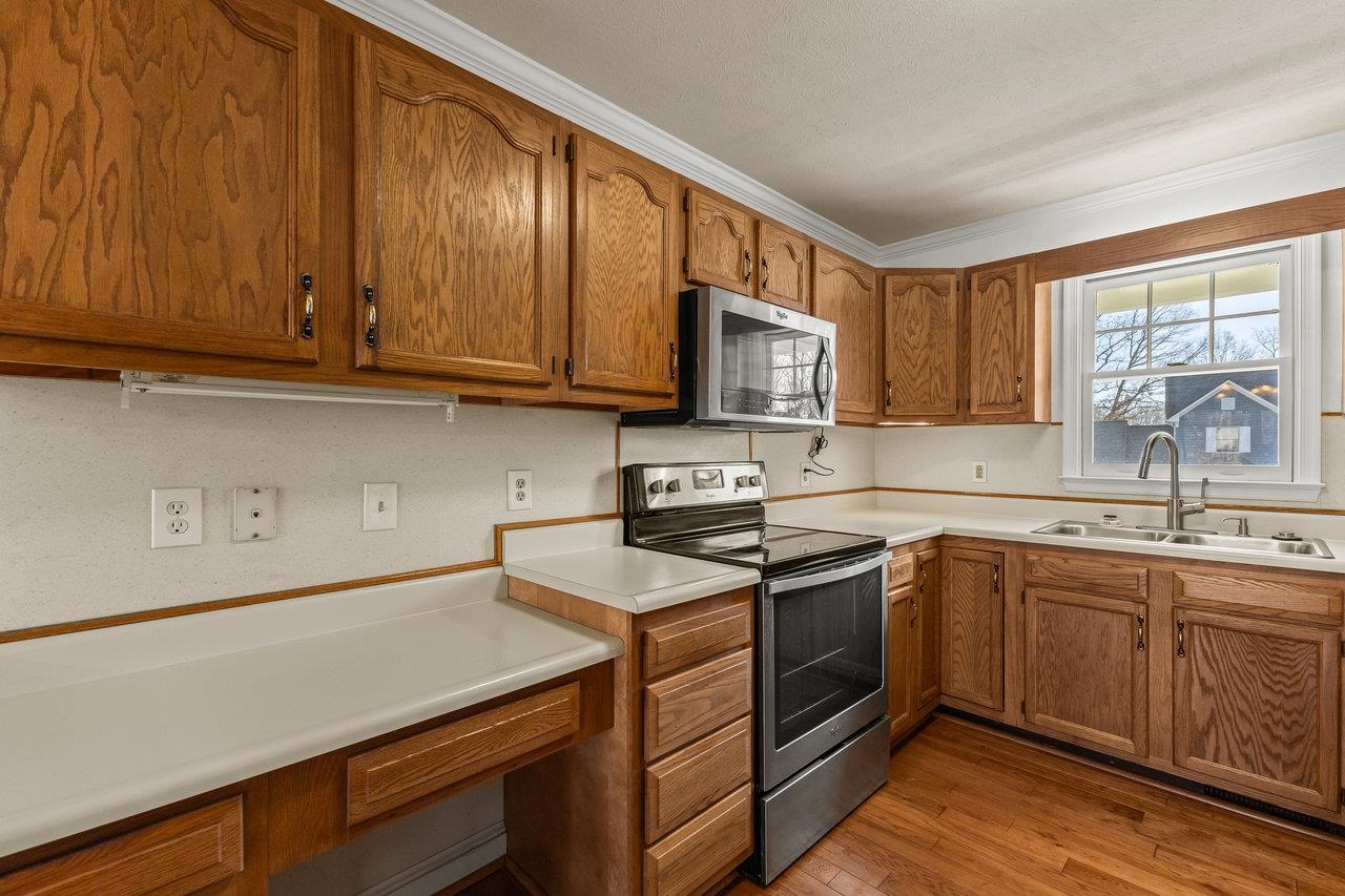 12323 RED CEDAR LN