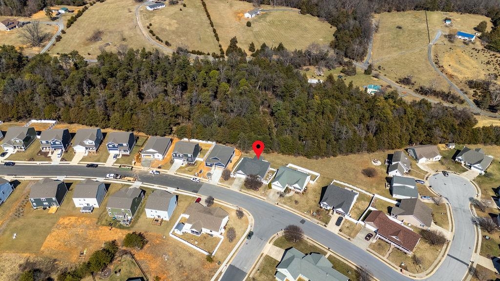401 STONEWALL JACKSON BLVD
