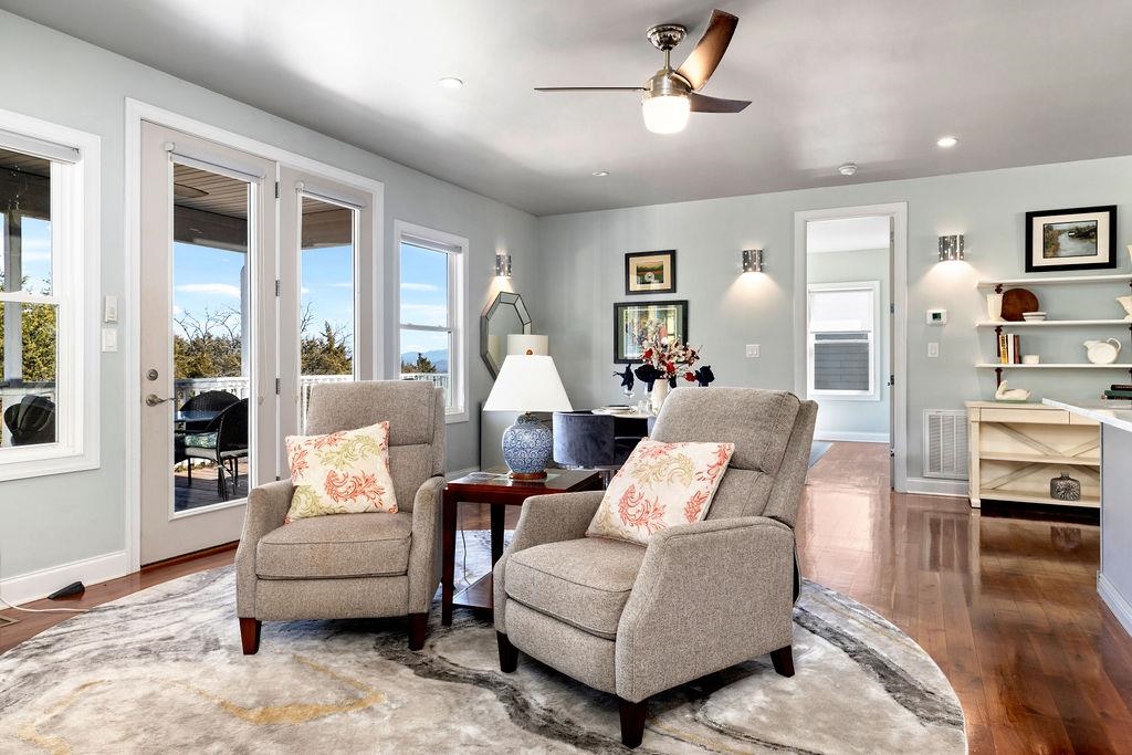 401 STONEWALL JACKSON BLVD