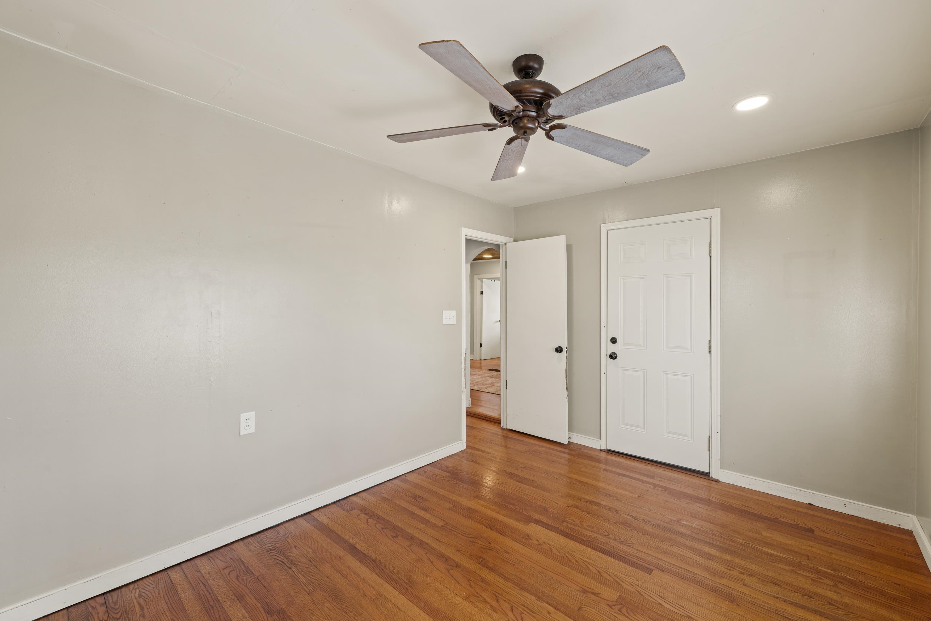 1985 BARREN RIDGE RD