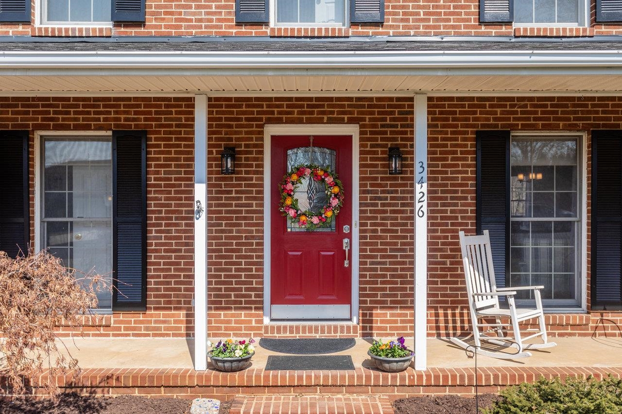 3426 REDBUD LN