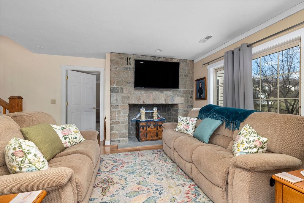 165 HOWARDSVILLE RD
