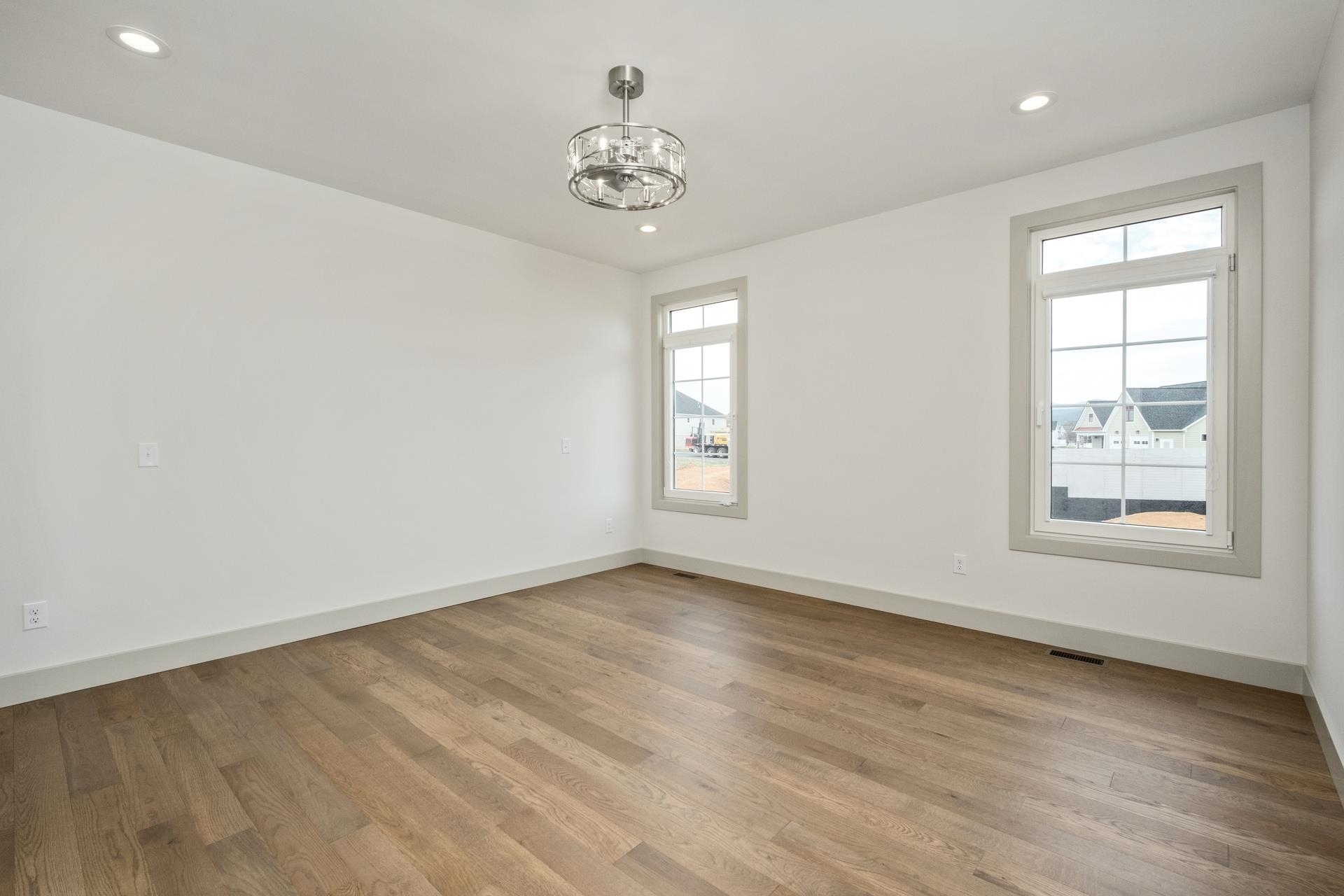 135 RADNOR CT