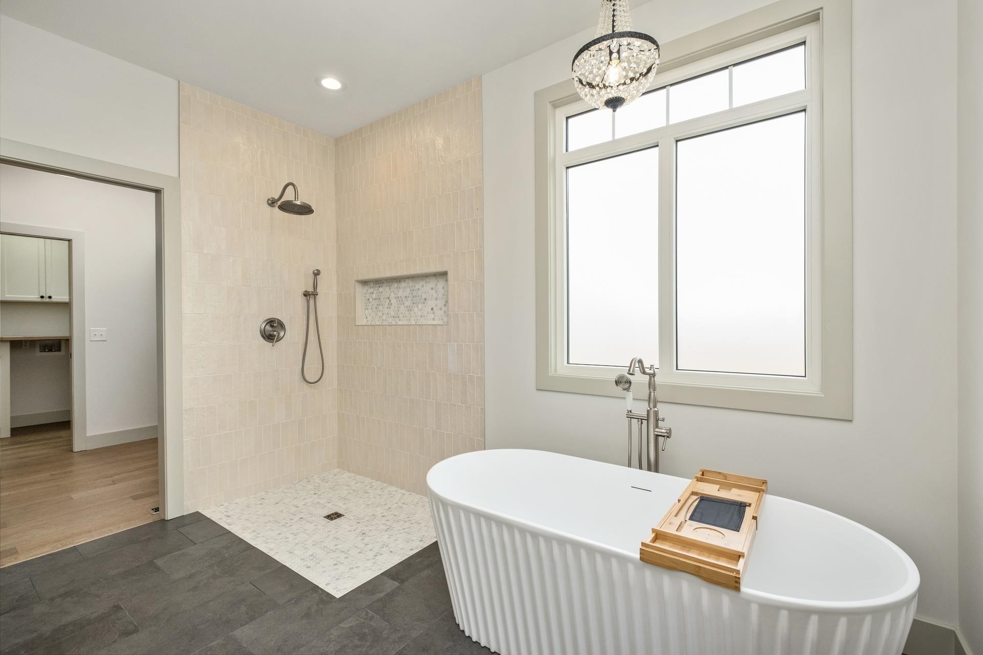 135 RADNOR CT