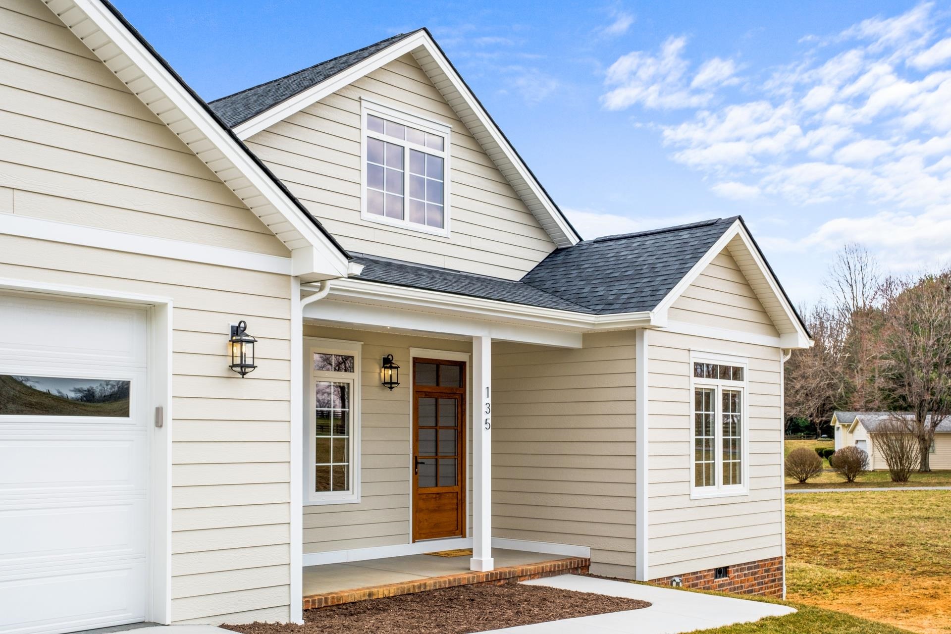 135 RADNOR CT