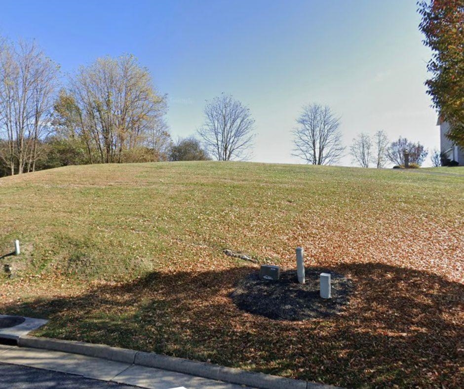 105 COMPASS DR