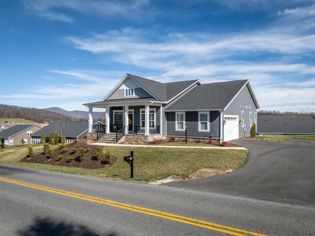 717 BOYERS RD