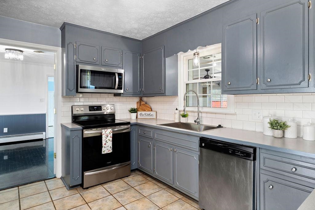 237 DOMINION DR