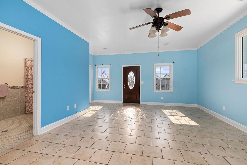237 DOMINION DR