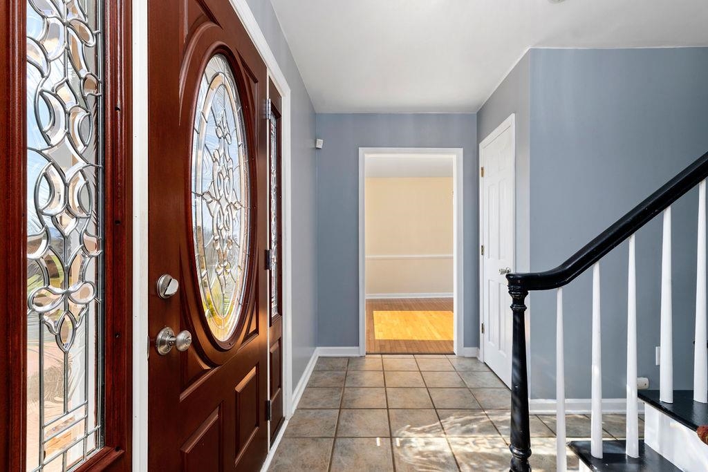 237 DOMINION DR
