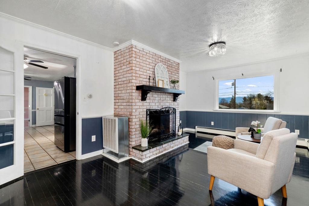 237 DOMINION DR
