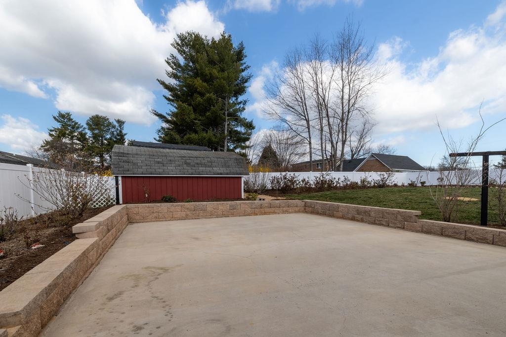 237 DOMINION DR