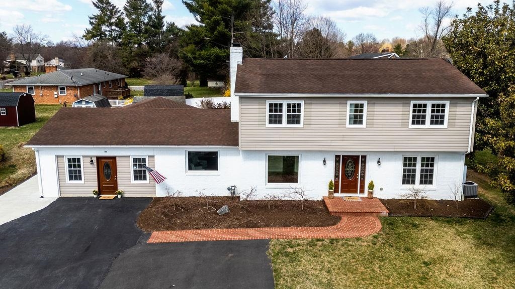 237 DOMINION DR