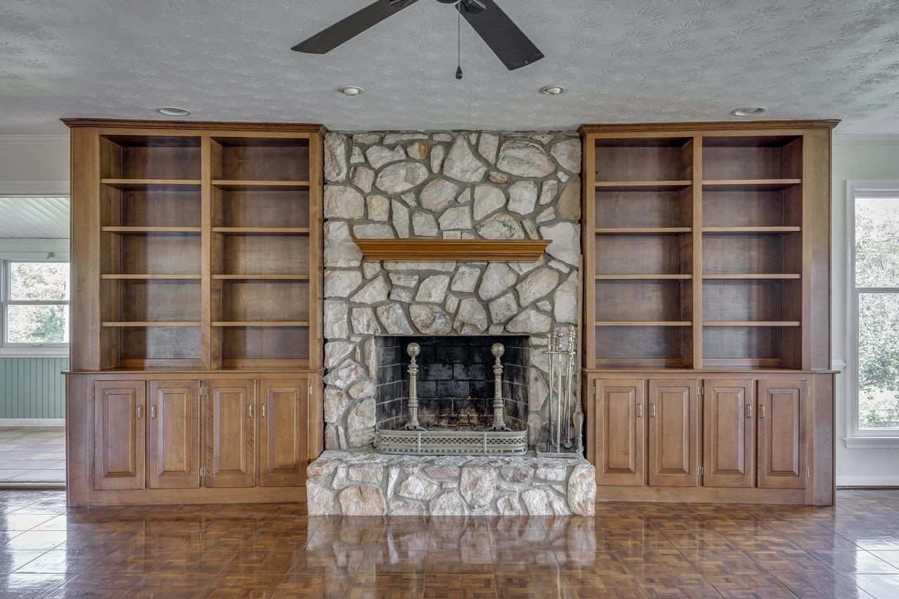 11193 INDIAN TRAIL RD