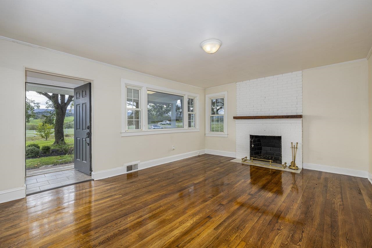 11193 INDIAN TRAIL RD