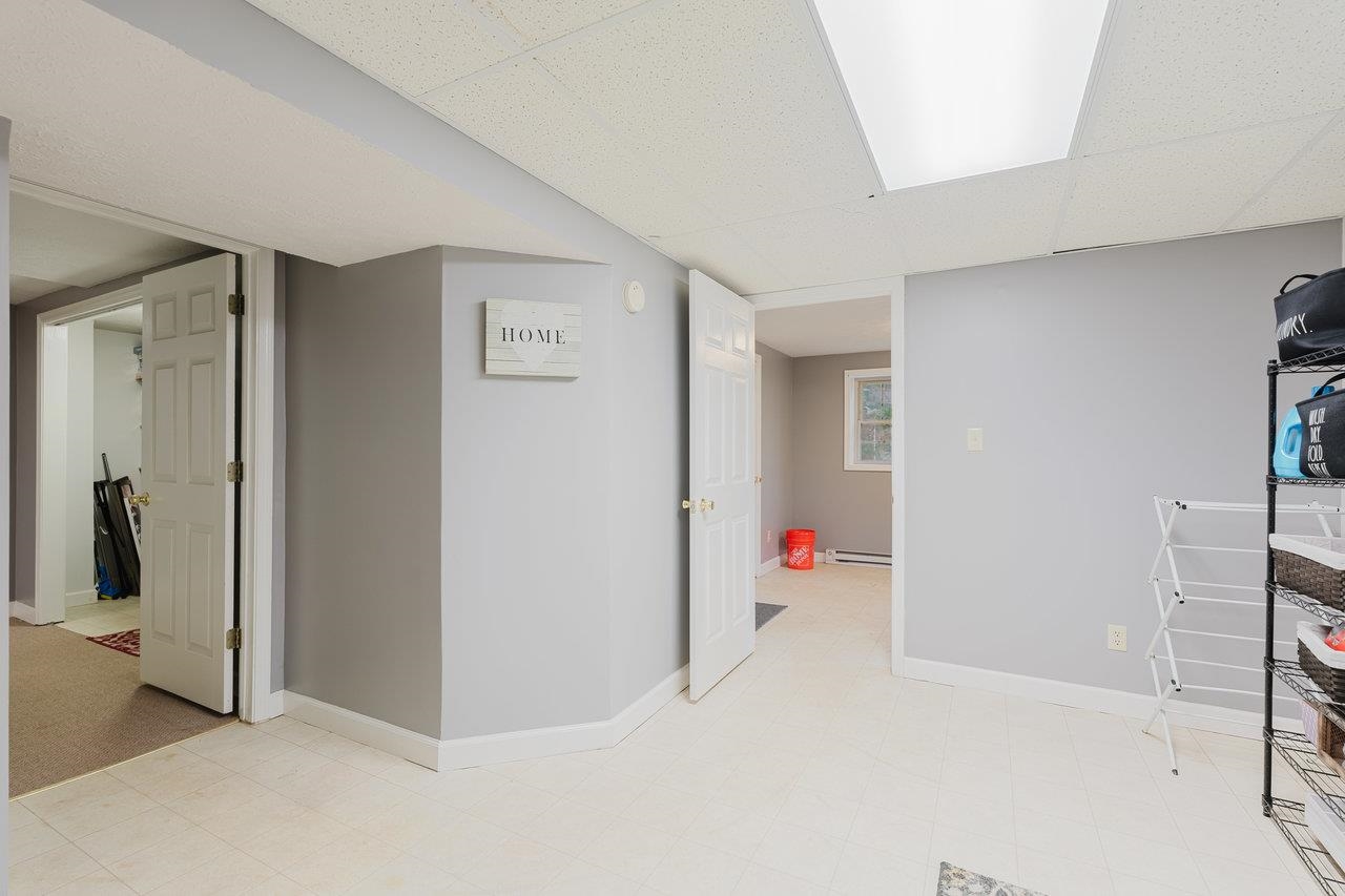 104 HUNTSHIRE PL